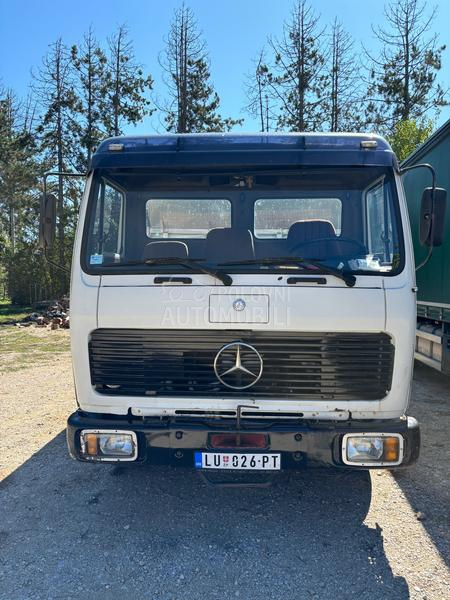 Mercedes Benz 1217
