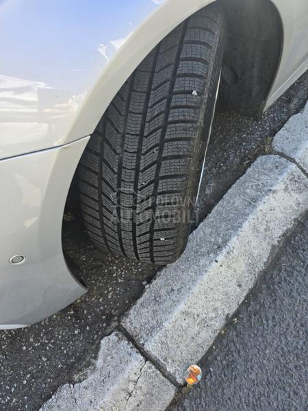 Mercedes Benz E 220 amg