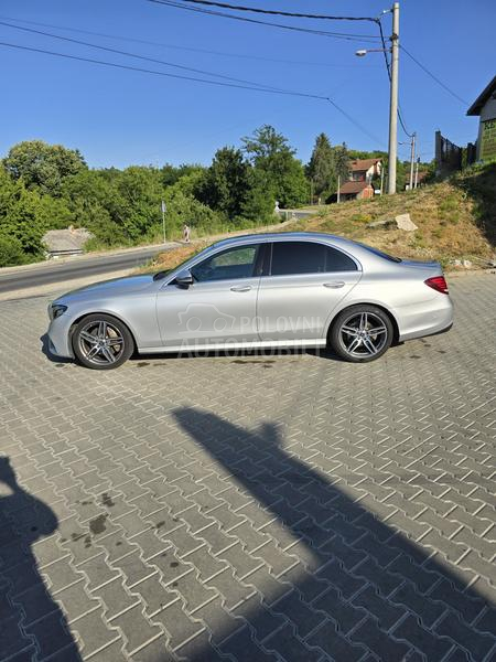 Mercedes Benz E 220 amg