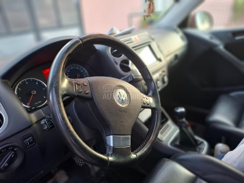 Volkswagen Tiguan 2.0gdi 4x4 reg.god
