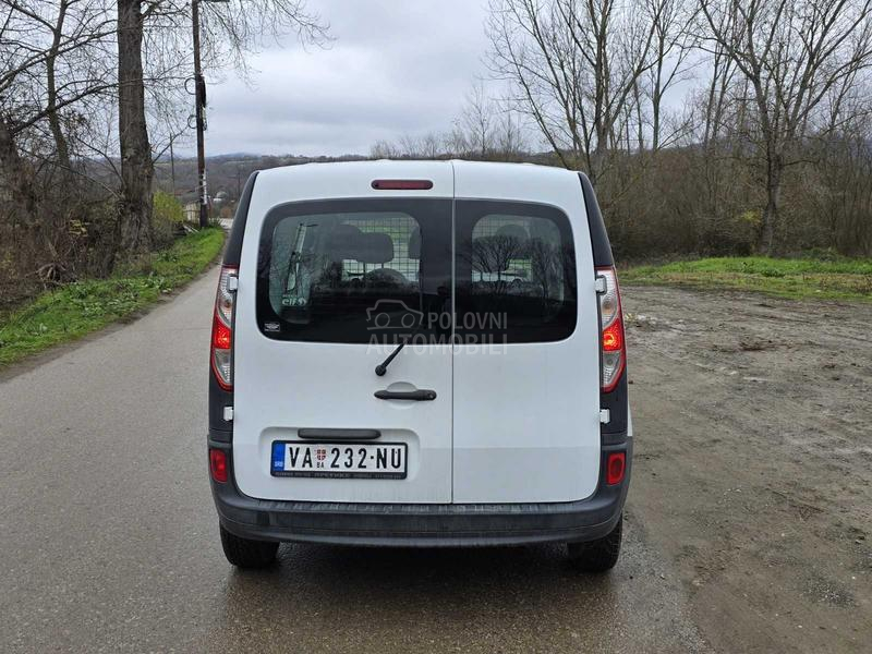 Renault Kangoo Maxi N1 5 mesta