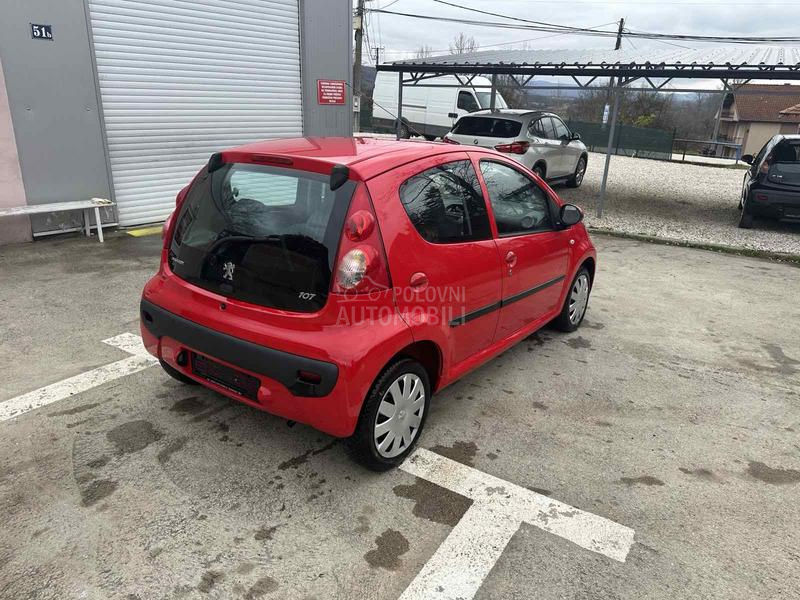 Peugeot 107 