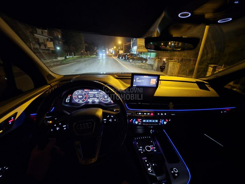 Audi Q7 S Line