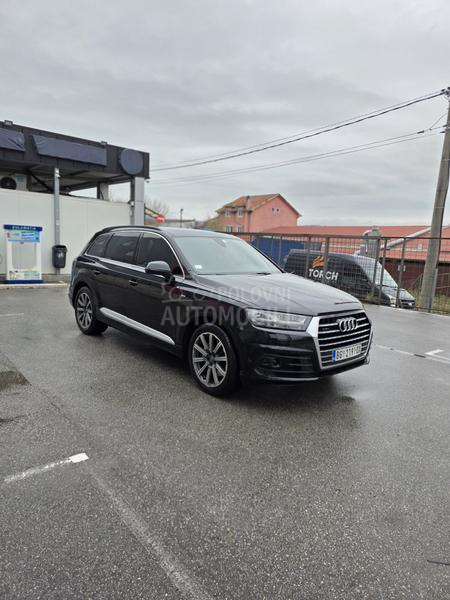 Audi Q7 S Line