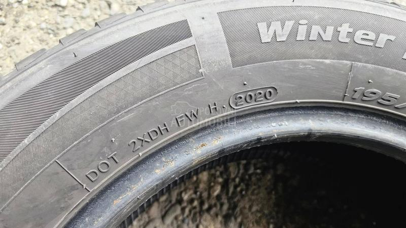 Bridgestone 195/65 R15 Zimska
