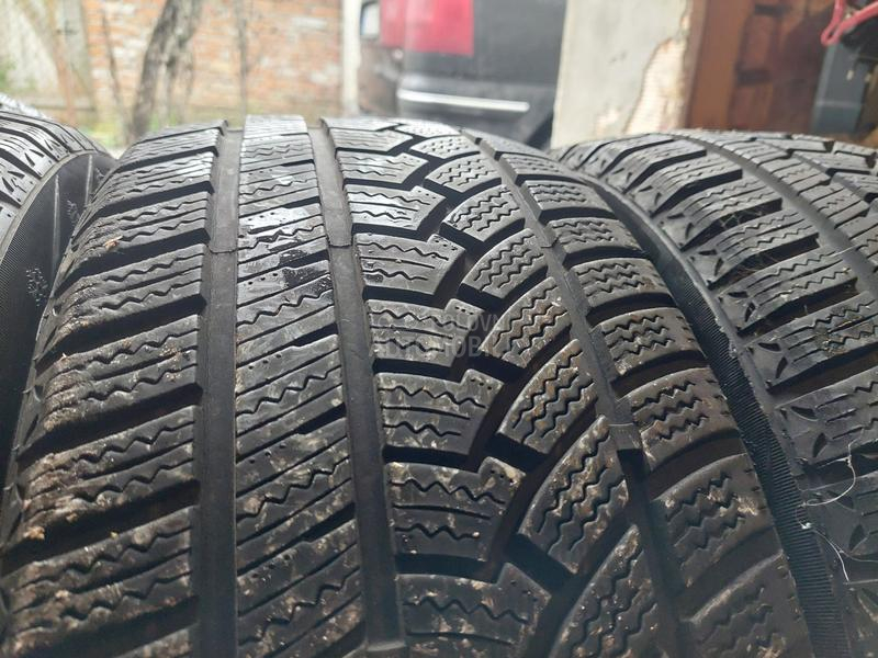 Ostalo 225/45 R17 Sve sezone
