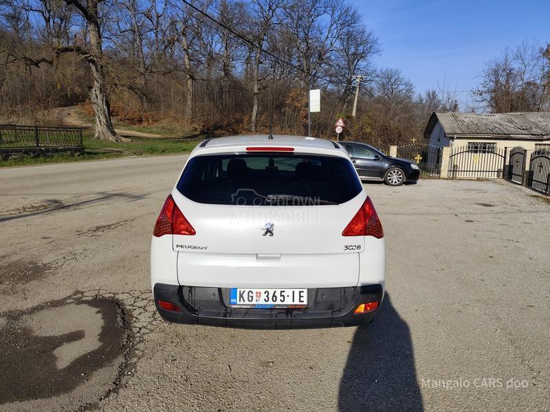 Peugeot 3008 ALLURE, PERLA BELA