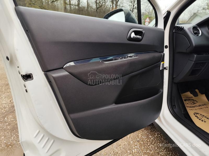 Peugeot 3008 Allure, Perla