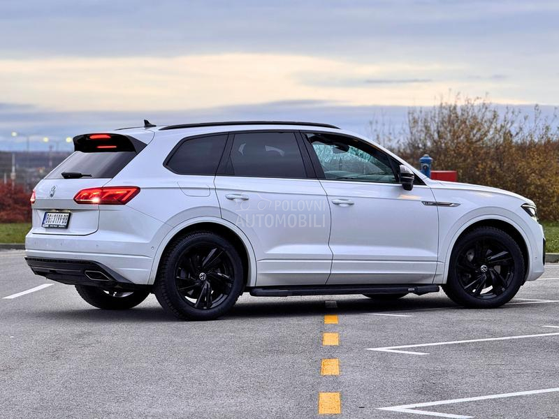 Volkswagen Touareg TSI