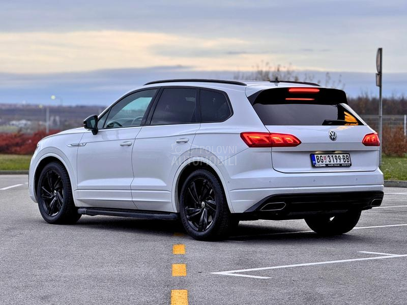 Volkswagen Touareg TSI