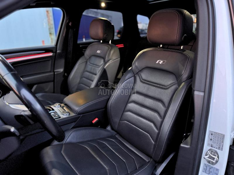 Volkswagen Touareg TSI