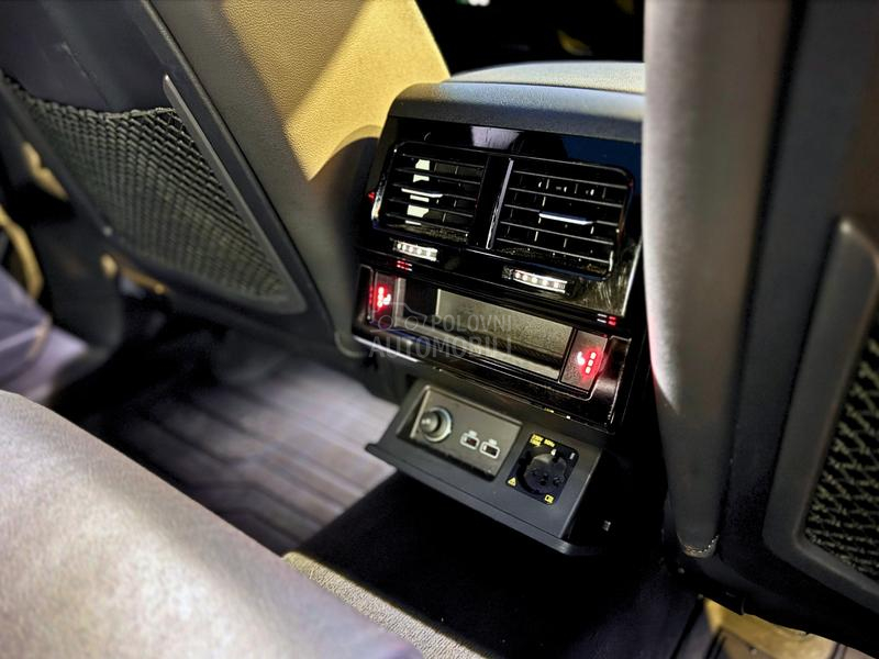 Volkswagen Touareg TSI