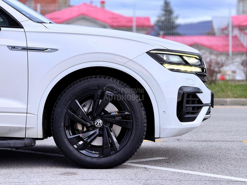 Volkswagen Touareg TSI