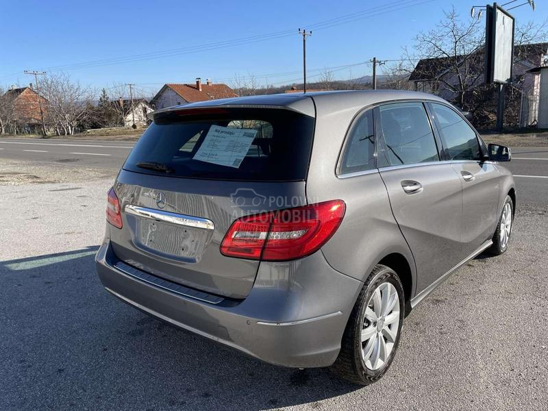 Mercedes Benz B 180 B 180 CDI