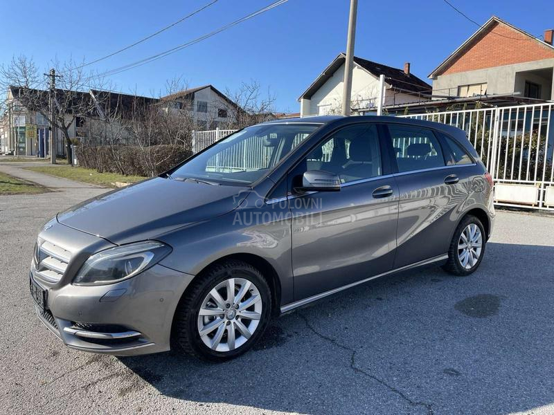 Mercedes Benz B 180 B 180 CDI