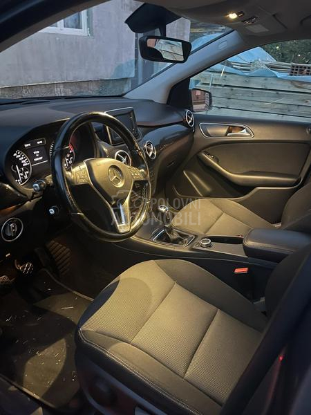 Mercedes Benz B 180 B 180 CDI