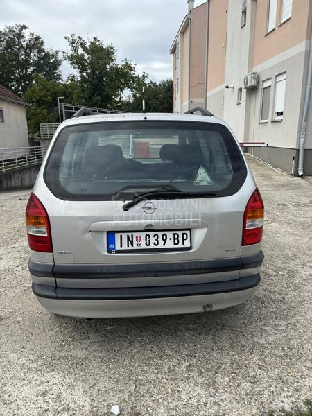 Opel Zafira 1.8