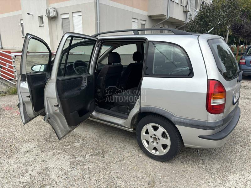 Opel Zafira 1.8