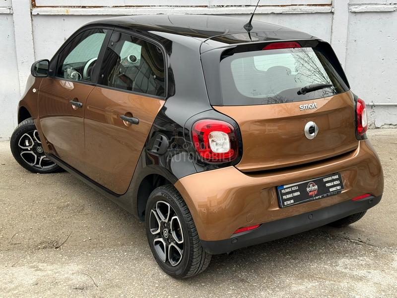Smart ForFour 