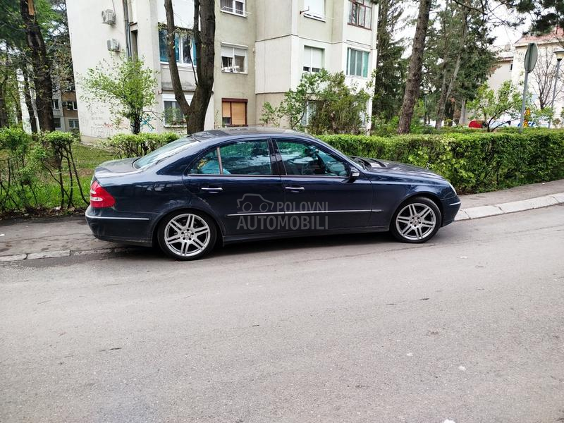 Mercedes Benz E 220 Avantgarde