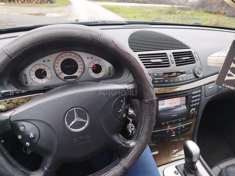 Mercedes Benz E 220 Avantgarde