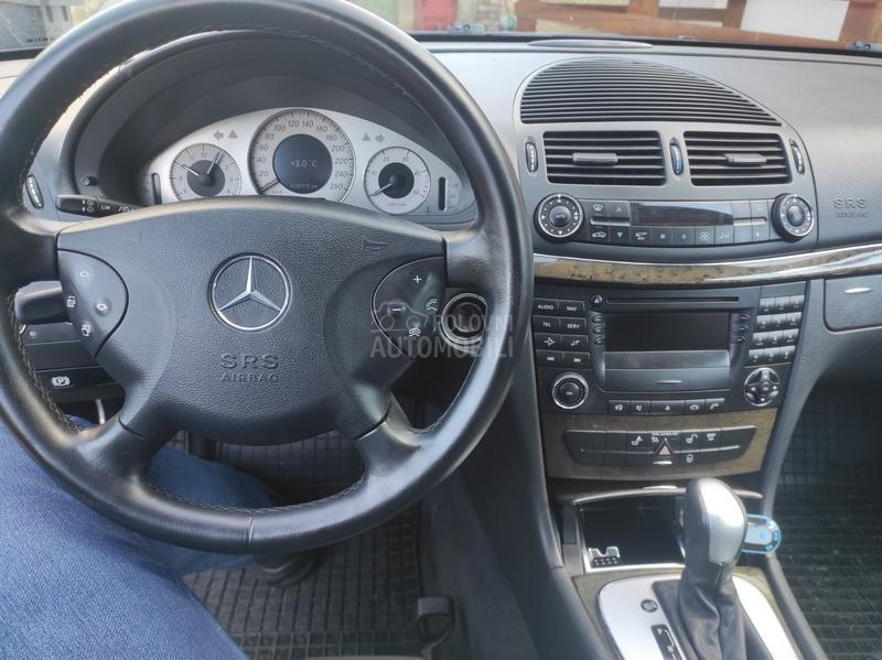 Mercedes Benz E 220 Avantgarde