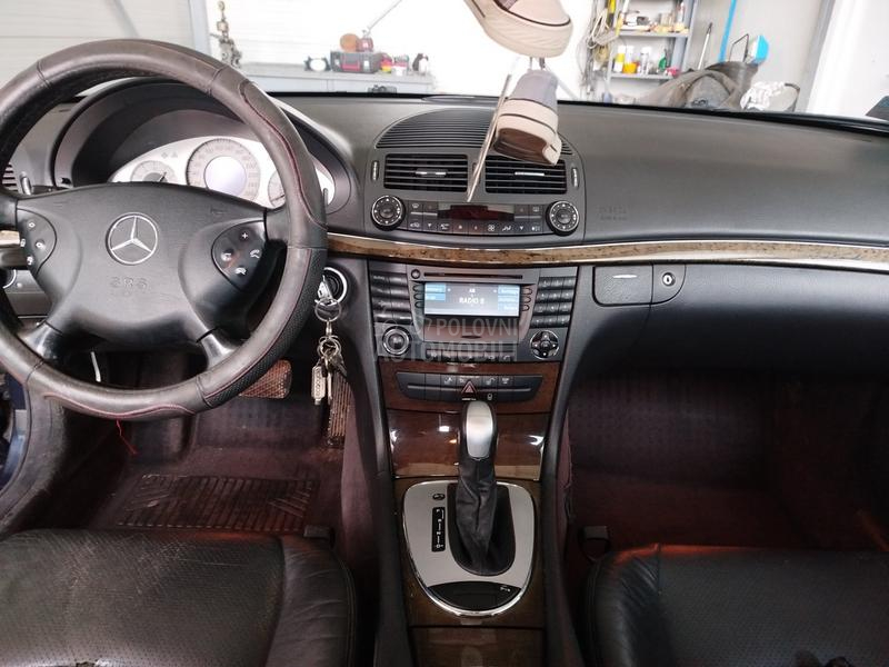 Mercedes Benz E 220 Avantgarde