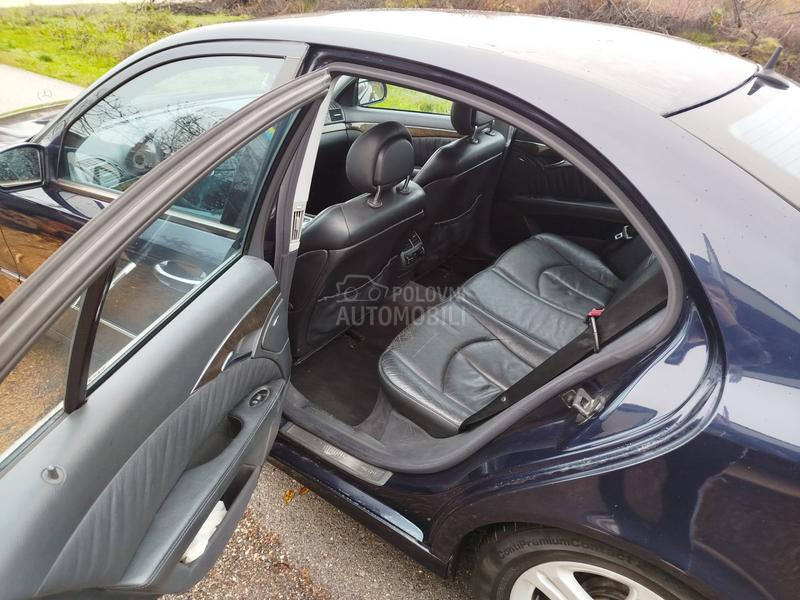 Mercedes Benz E 220 Avantgarde