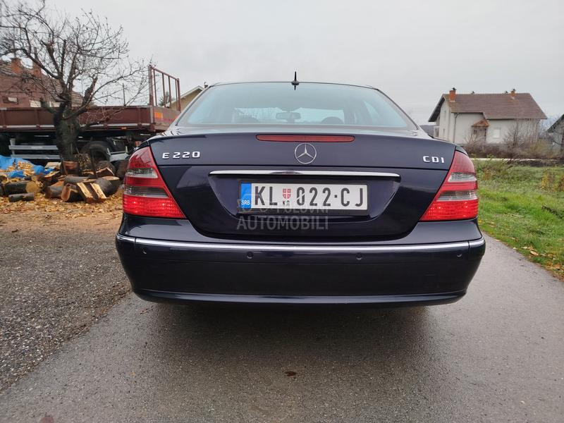 Mercedes Benz E 220 Avantgarde