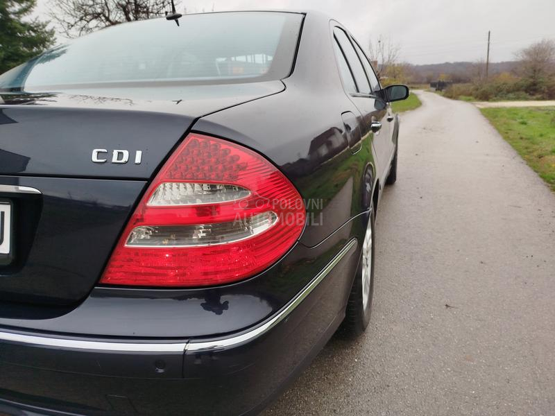 Mercedes Benz E 220 Avantgarde