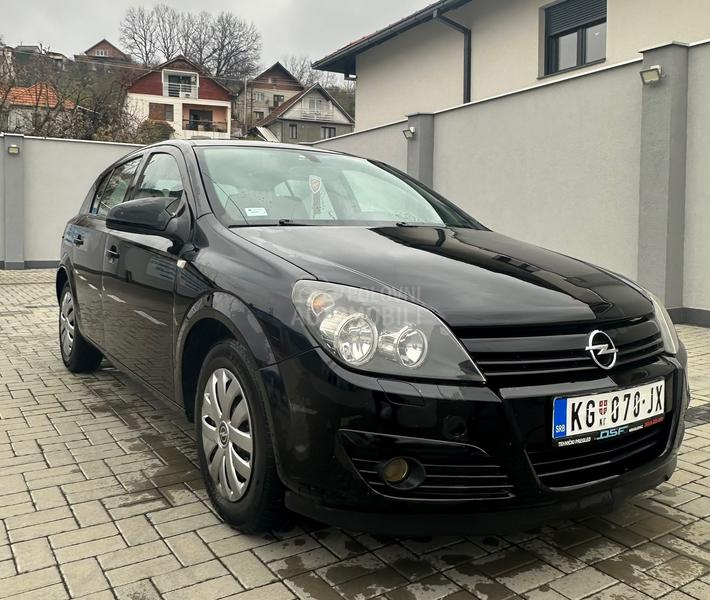 Opel Astra H 