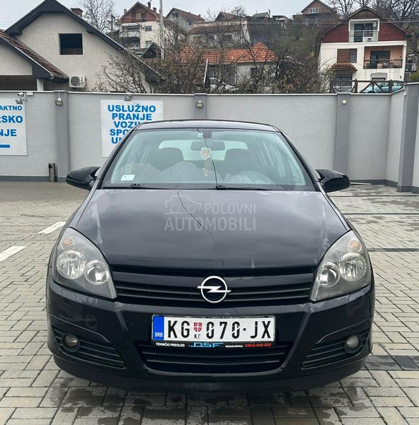 Opel Astra H 