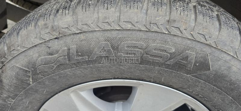 Lassa 265/65 R17 Zimska