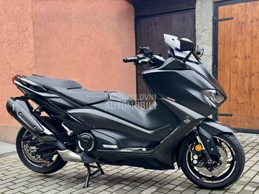 Yamaha t max