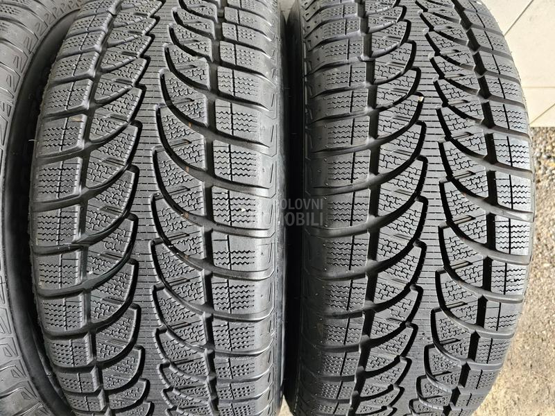 Bridgestone 235/60 R18 Zimska