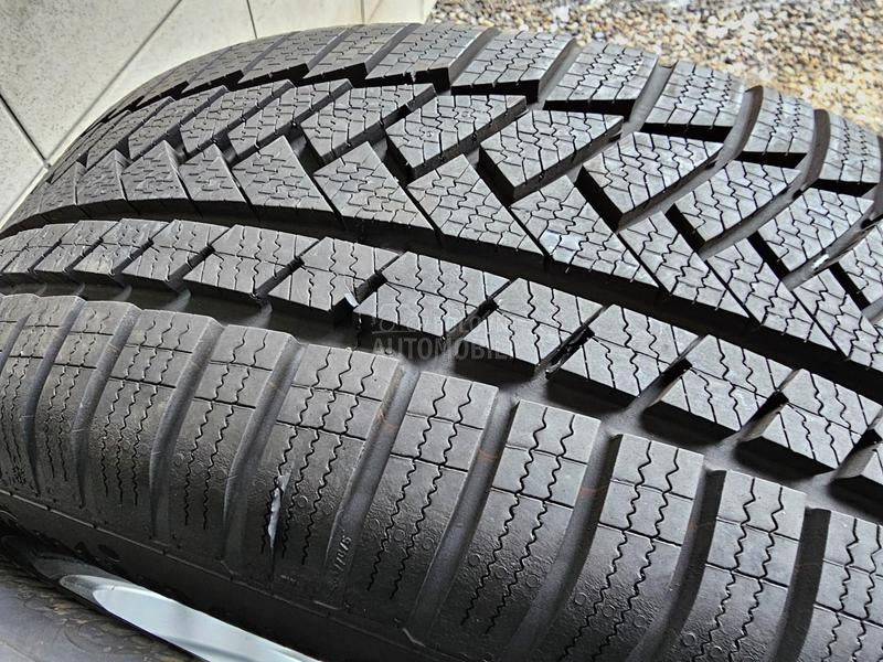 Continental 235/60 R18 Zimska