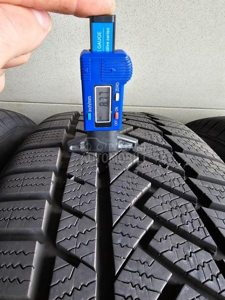 Continental 235/60 R18 Zimska