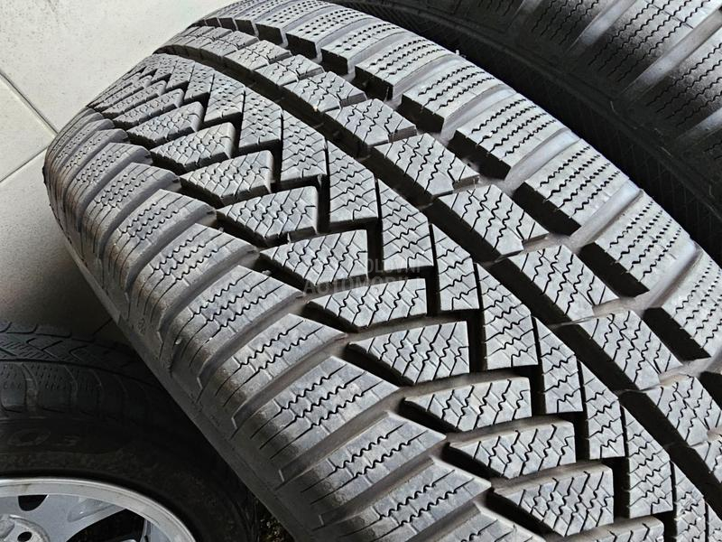 Continental 235/60 R18 Zimska