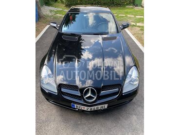 Mercedes Benz SLK 200 amg line