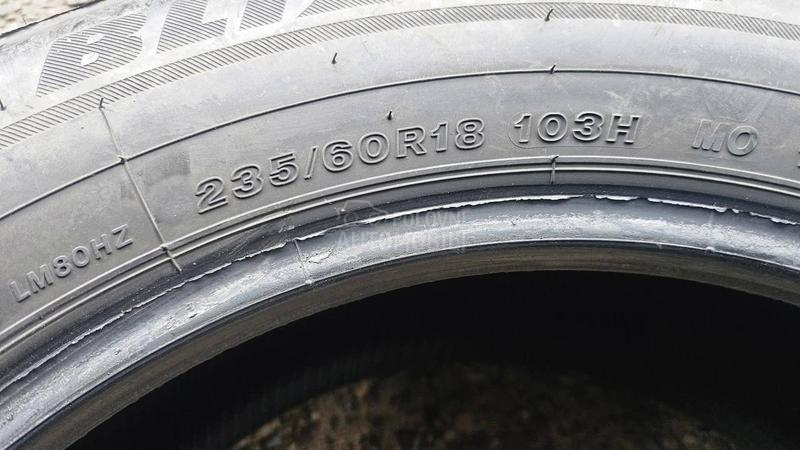 Bridgestone 235/60 R18 Zimska