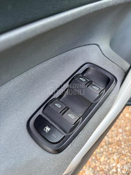 Ford Fiesta 1.2 B/G