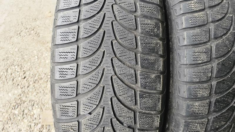 Bridgestone 235/60 R18 Zimska