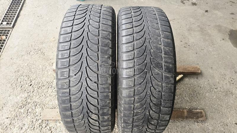 Bridgestone 235/60 R18 Zimska