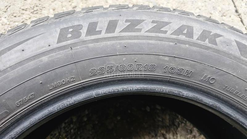 Bridgestone 235/60 R18 Zimska