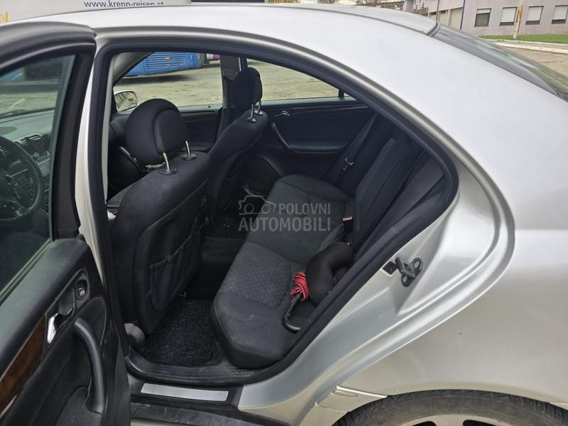 Mercedes Benz C 220 