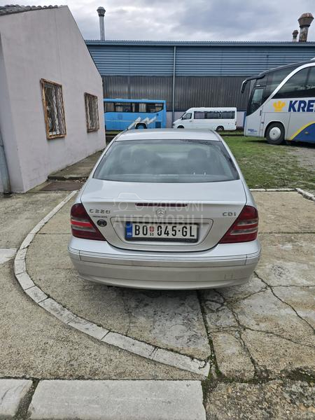 Mercedes Benz C 220 