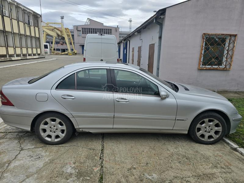 Mercedes Benz C 220 