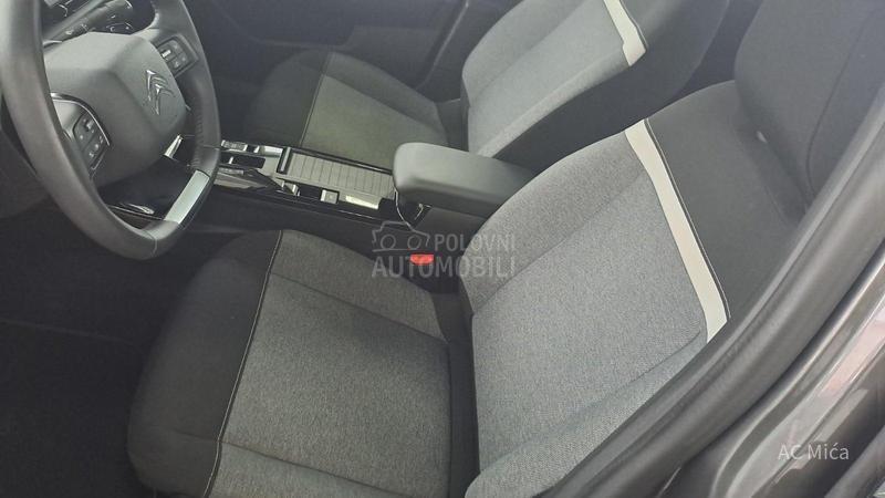 Citroen C4 1.5 BLU NAV AUT LED