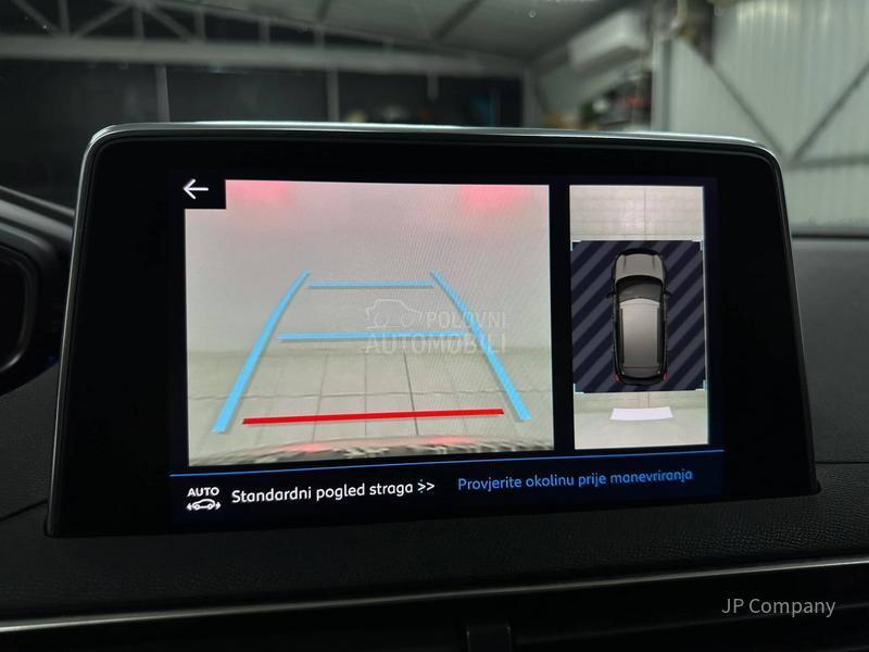 Peugeot 3008 1.2 ALLURE