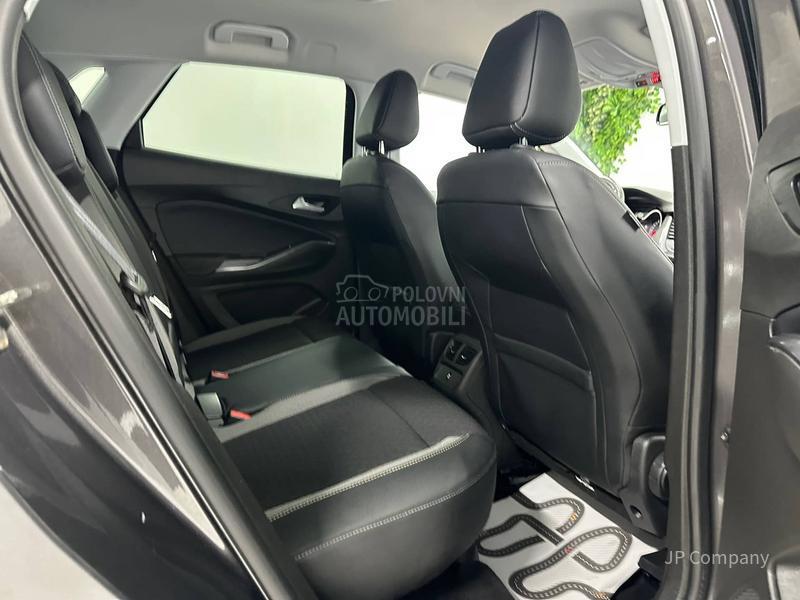 Opel Grandland X 1.2 INNOVATION AUT